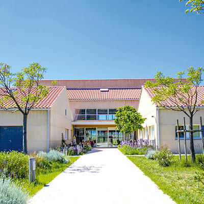 FOYER DE VIE - La Maison du Parc au Cyprès 84530 Villelaure