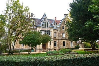 EHPAD Château des Crozes 71580 Frontenaud