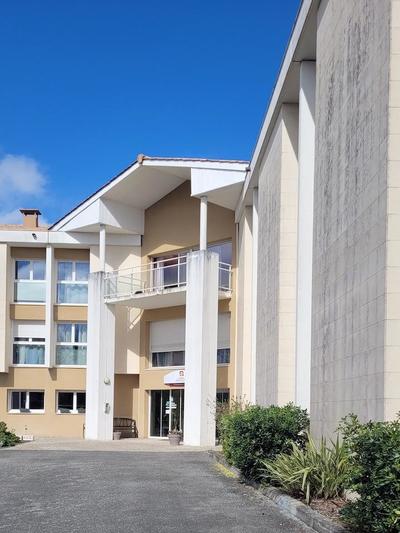 Résidence Services Seniors La Rose de Parempuyre 33290 Parempuyre