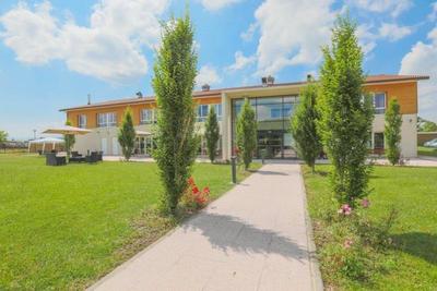 EHPAD Résidence Athéna  31800 Villeneuve-de-Rivière