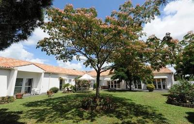 EHPAD RESIDENCE HARMONIE  17920 Breuillet