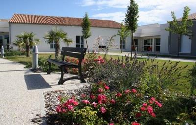 EHPAD - RESIDENCE LES ALOES 17200 Saint-Sulpice-de-Royan