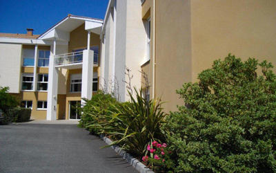 Résidence Services Seniors La Rose de Parempuyre 33290 Parempuyre