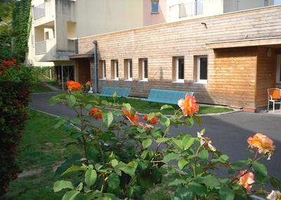 EHPAD Spécialisé L'Orangerie 17130 Montendre