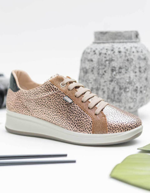 E-Vone : la chaussure e-santé qui détecte les chutes