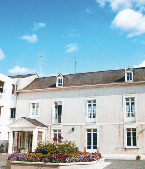 EHPAD RESIDENCE AMBROISE PARE, EHPAD Cossé-le-Vivien 53230