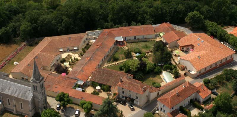 EHPAD Résidence La Rêverie, EHPAD Château-Garnier 86350