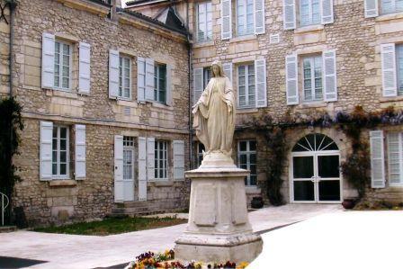 EHPAD - LA PROVIDENCE, EHPAD Saintes 17100